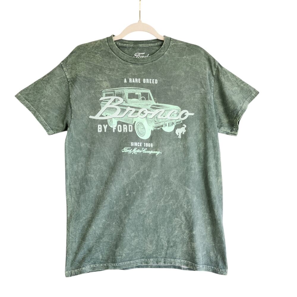 Ford Bronco Womens Graphic T Shirt Size Medium Green Vintage Retro Burnout‎ Wash